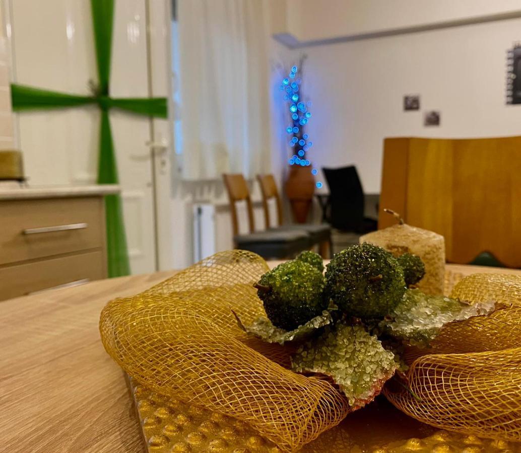 Σουρεαλ Διαμερισμα Δίπλα Στην Πόλη Του Ναυπλίου Apartman Návplio Kültér fotó