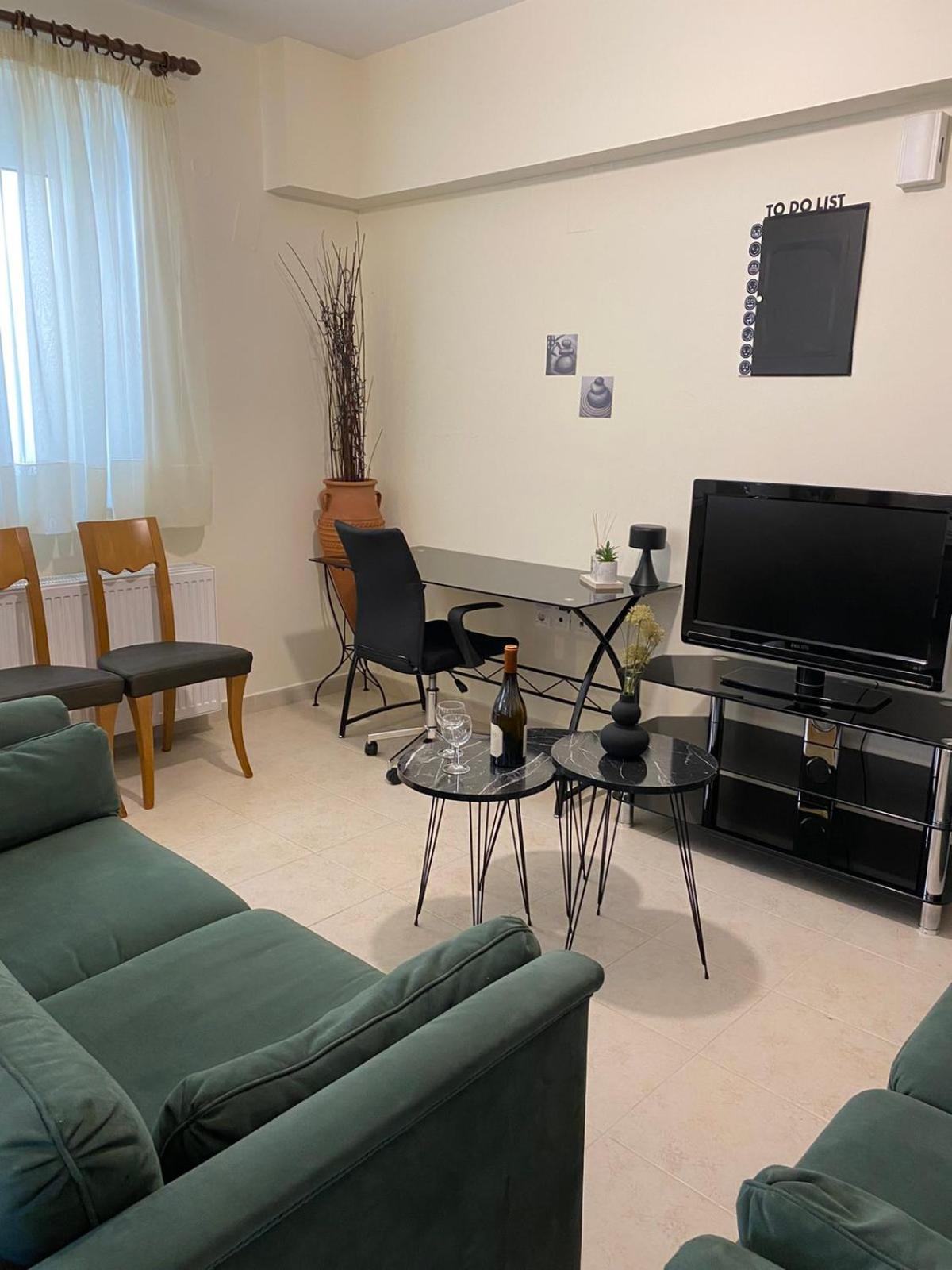 Σουρεαλ Διαμερισμα Δίπλα Στην Πόλη Του Ναυπλίου Apartman Návplio Kültér fotó